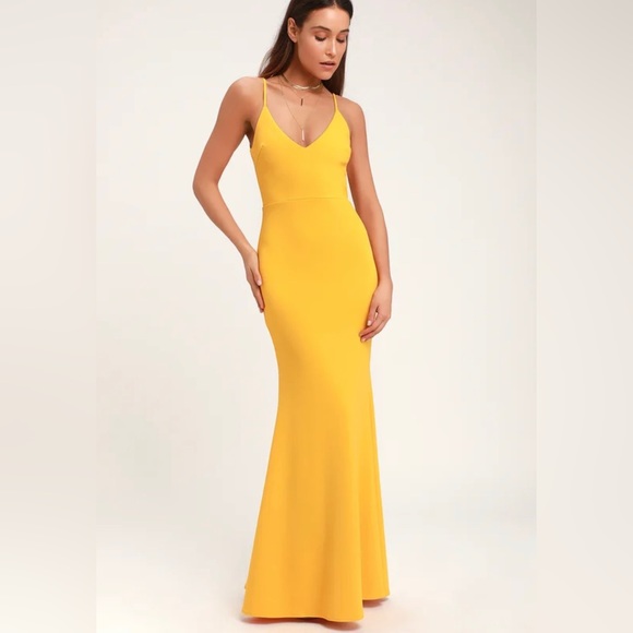 Lulu’s Infinite Glory Golden Yellow Dress. Small. NWT, never worn. Out of stock! - Picture 6 of 12
